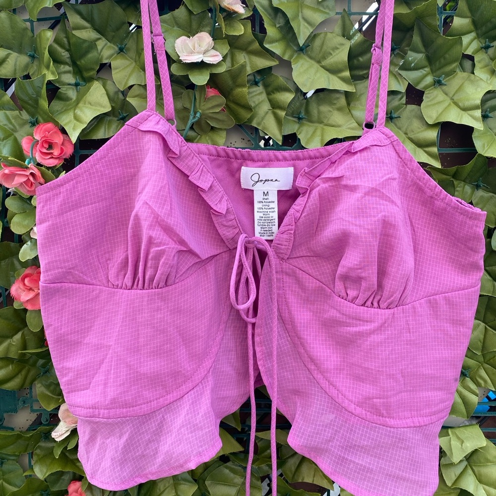 super cute pink top - medium